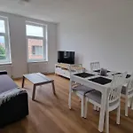 60 Qm Apartment Creuziger Str 12 Min Ins Zentrum
